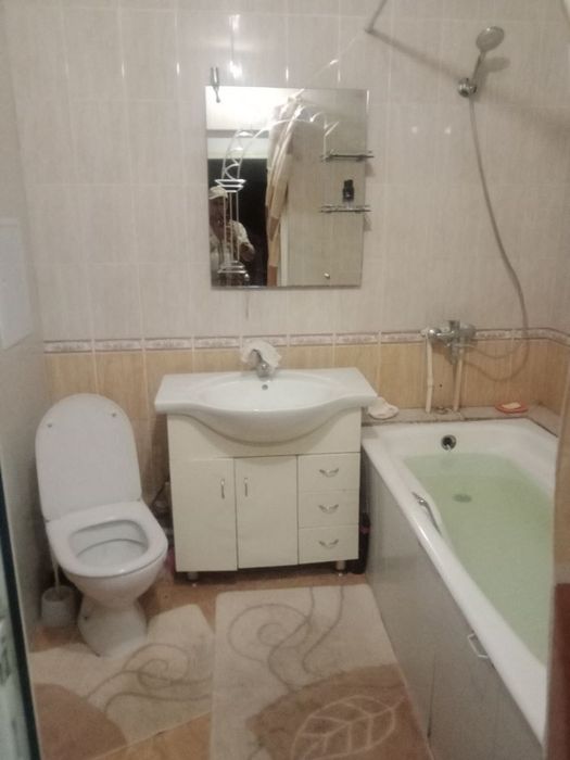 Продаю квартиру в районе куйлюк на 1 этаже
