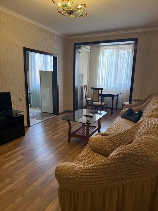 Срочно Сдаётся квартира метро Буюк Ипак Йули художник 3-комн евро ремо