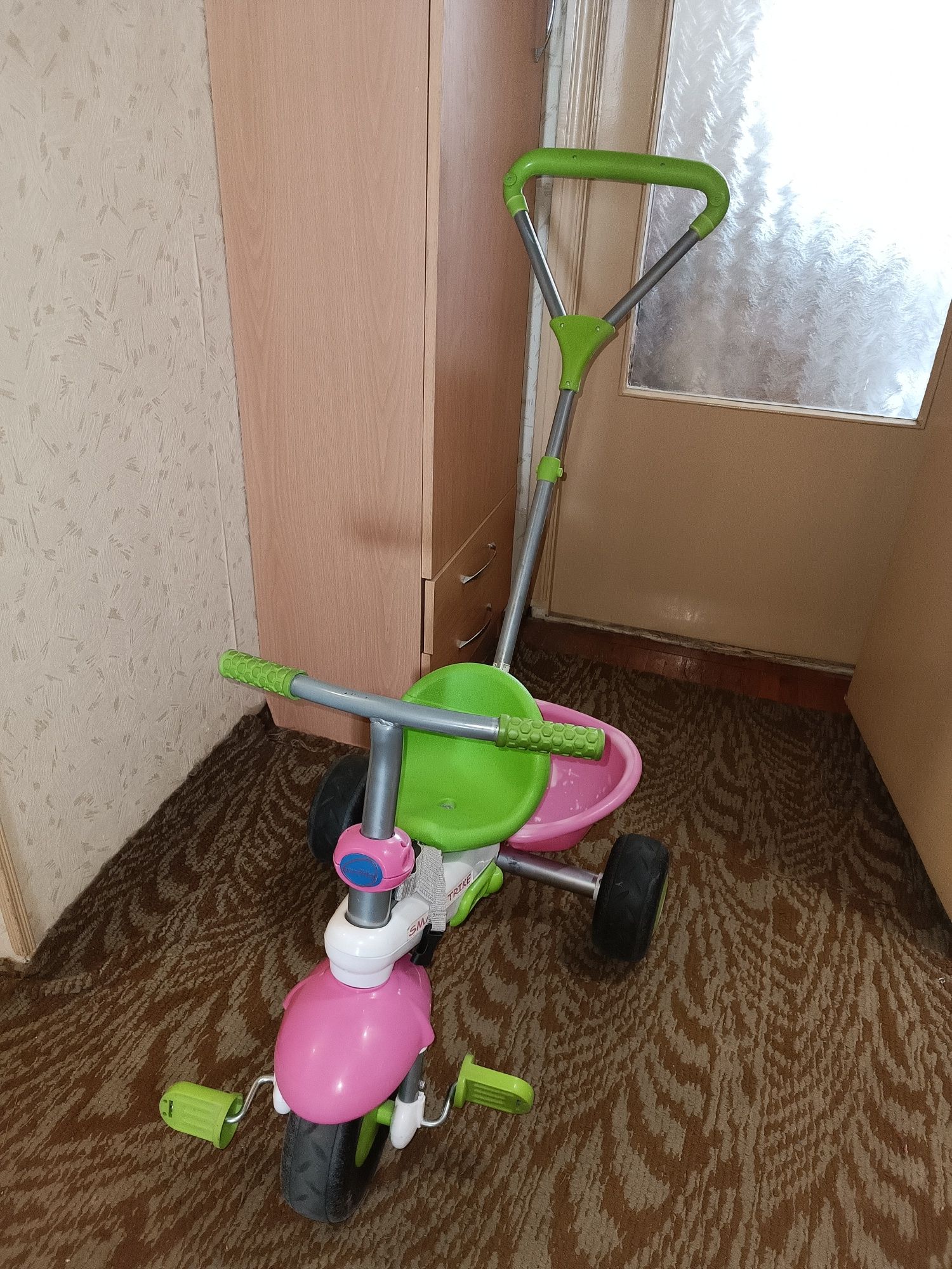 Трехколесный велосипед от Smart-trike. Б/у