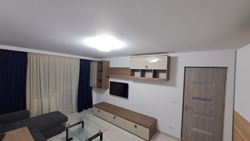Inchiriez apartament regim hotelier