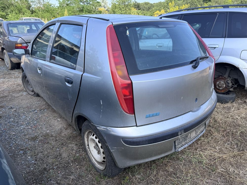 Fiat Punto 1.2i 60hp 2000г На Части