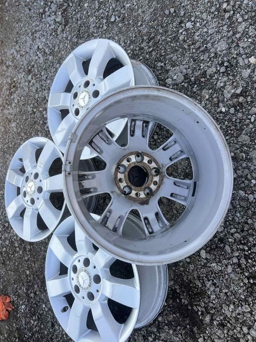 Оригинални джанти Мерцедес 5/112 Mercedes A klasse,B klasse 5x112

Упо