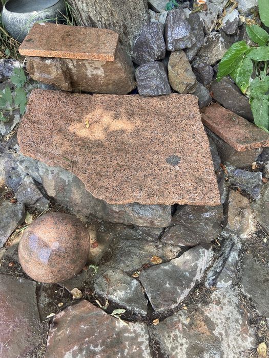 Камни, гранит, мрамор