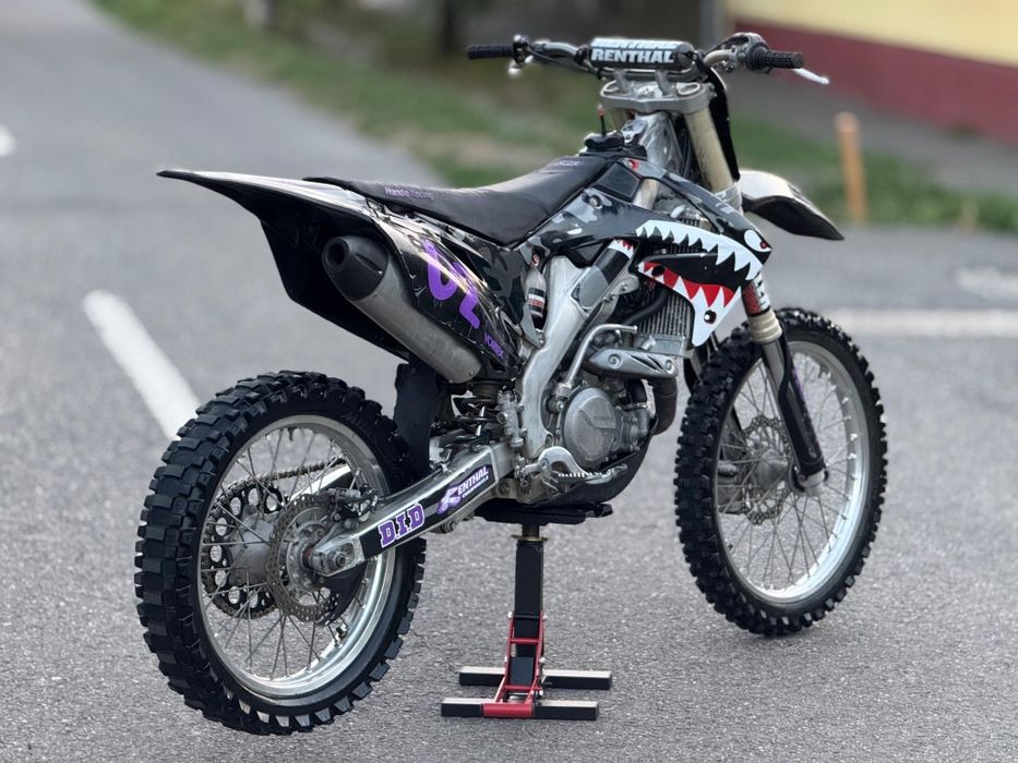 Vând Honda CRF 450R 2013 injecție/2500€neg!