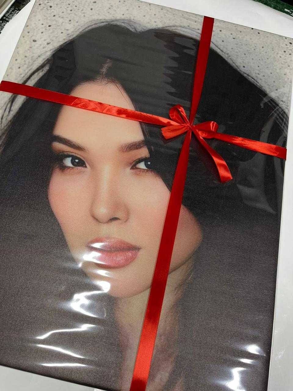 Подарок в виде портрета по цене букета, печать на холсте.