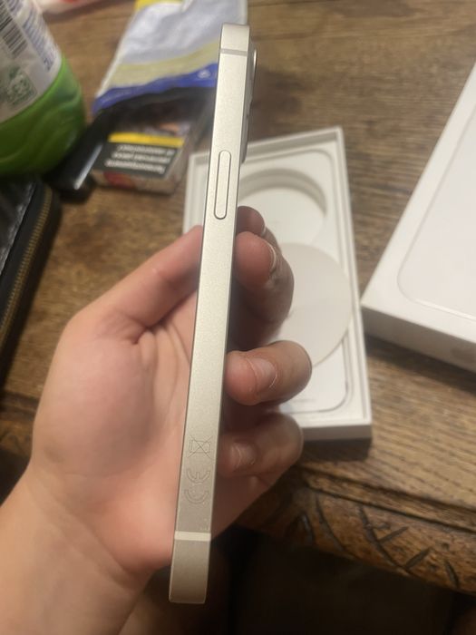 iPhone 13 с гаранция 2 години