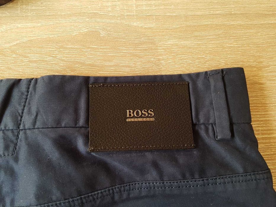Pantaloni Hugo Boss