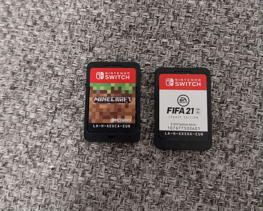 Consola NINTENDO Switch 2019,se vinede cu 3 jocuri!