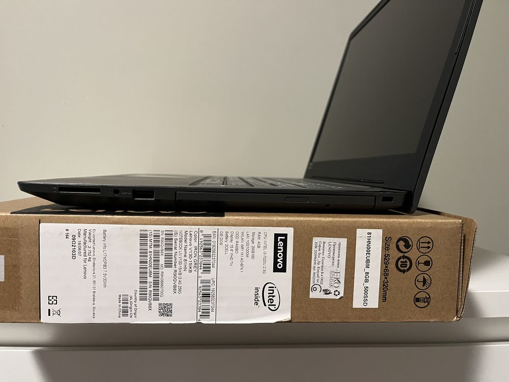 Лаптоп 15.6”  Lenovo V130-15IKB