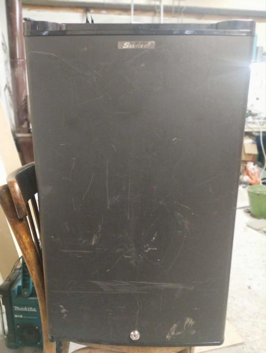 Хладилник за каравана на 12 волта Smad