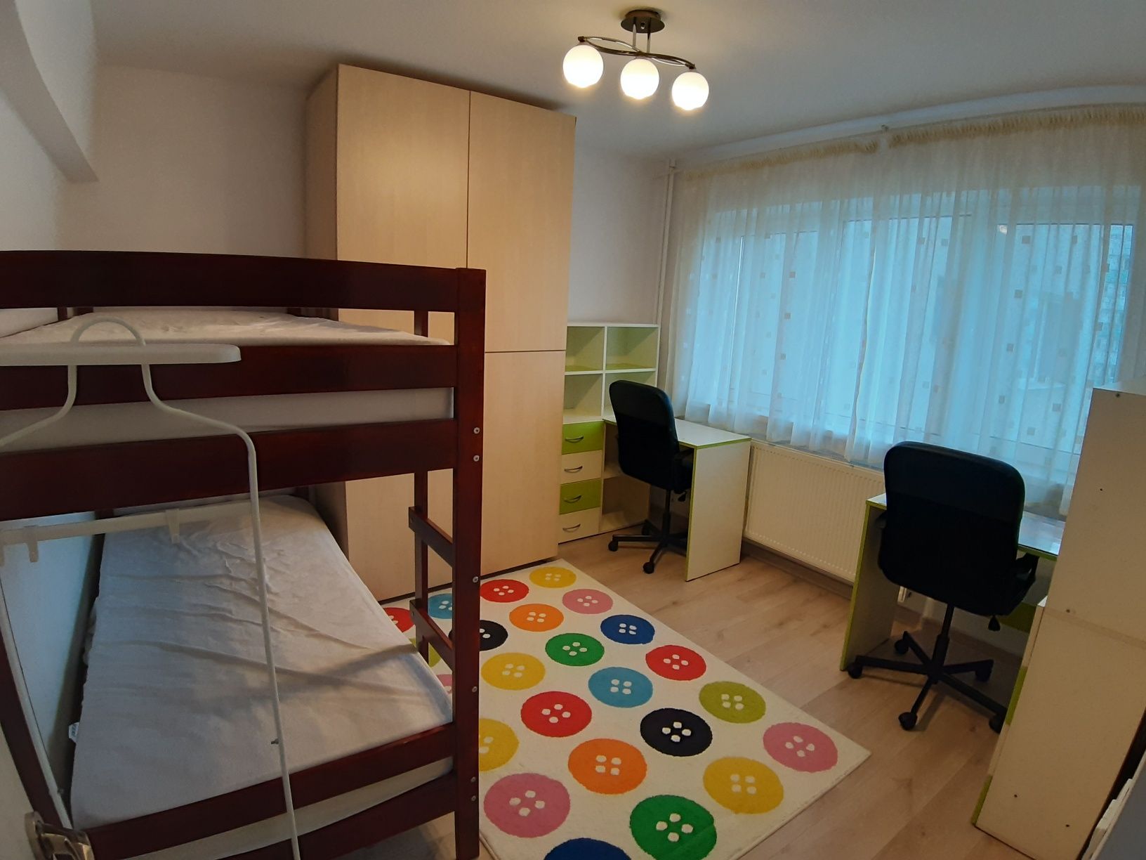 Apartament 3 camere, Sectorul 1