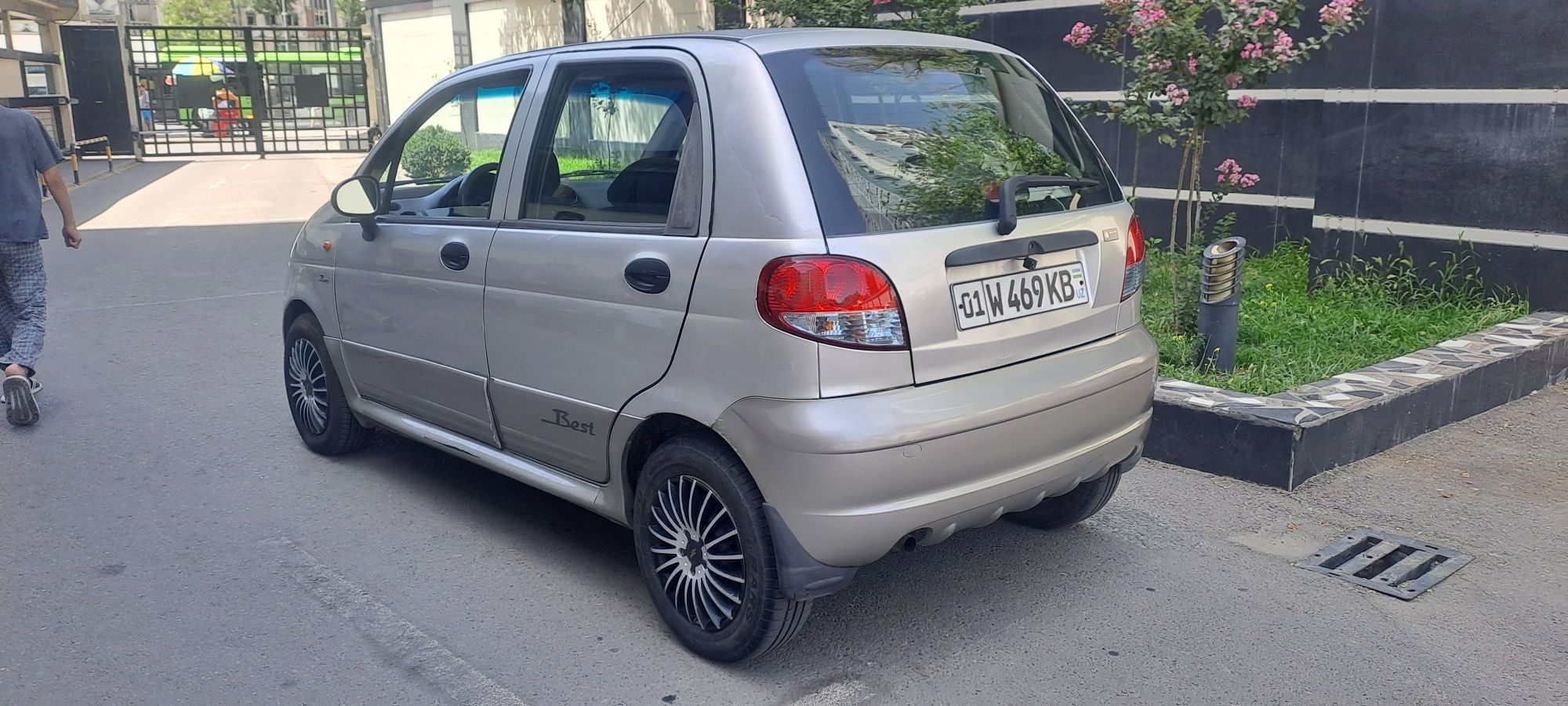 Matiz best 2011 yil 290000 yurgan gazi yo'q