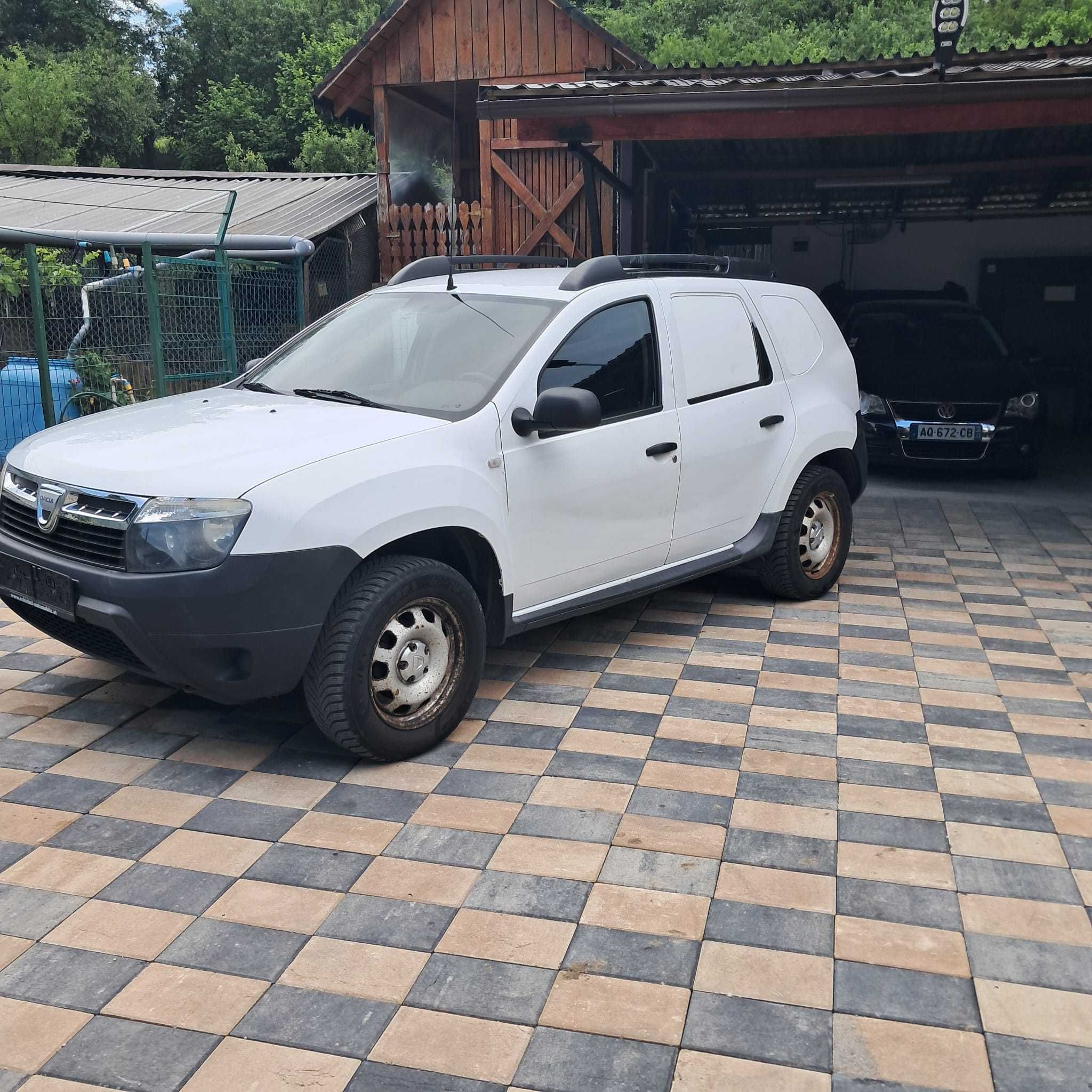 Dacia Duster 1.6 Benizina 4x4 Autoutilitara an 2011