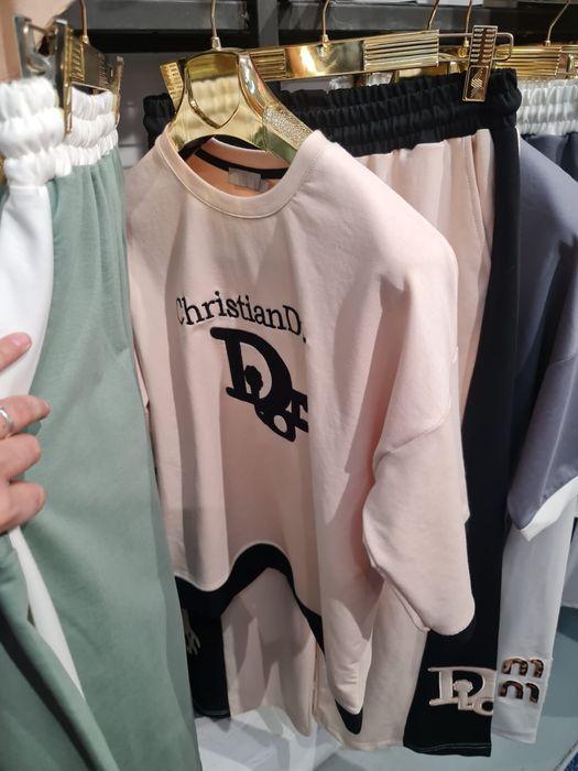 Compleu dama 155 lei