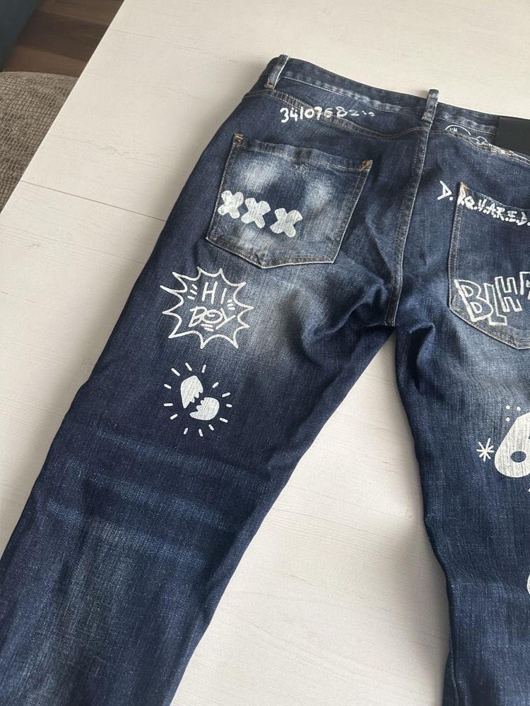blugi dsquared2 graffiti