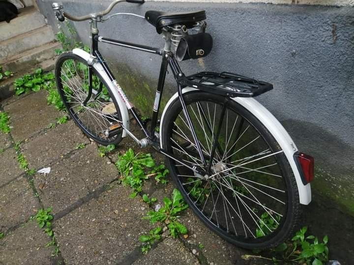 Bicicleta pegas nefolosit vând 3000lei