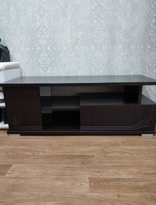 Тумба для телевизора