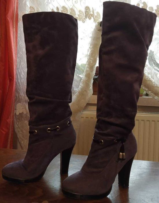 Cizme de ocazie pentru femei