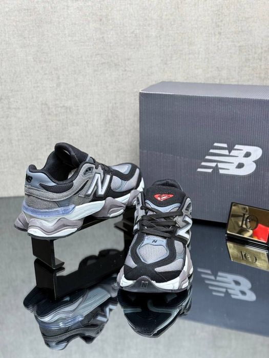 Дамски маратонки New Balance 9060