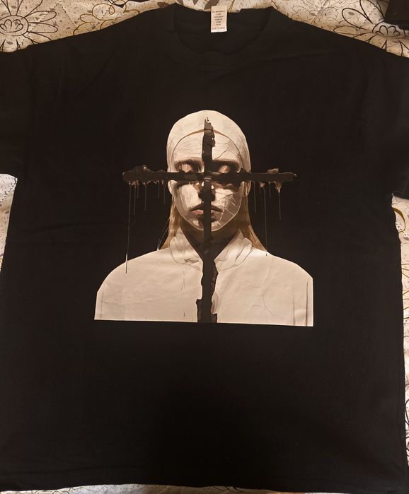 Тениска с къс ръкав