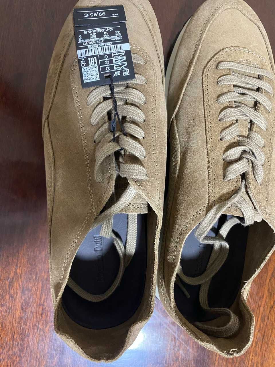 Krossovki mujskiye   brend: Massimo Dutti