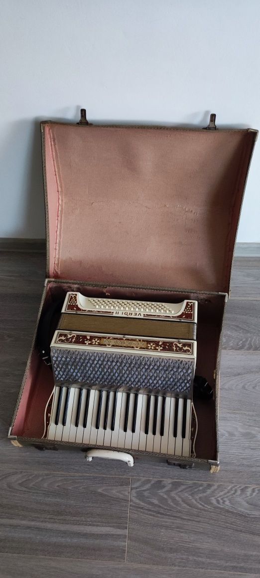 Acordeon Hohner Verdi II