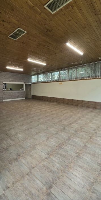 Търговско помещение до Съда и в центъра на Горна Оряховица