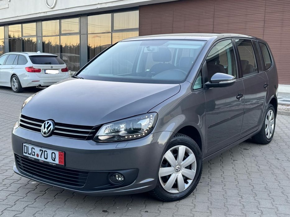VW Touran DSG 2.0 TDI 2013 140 CP