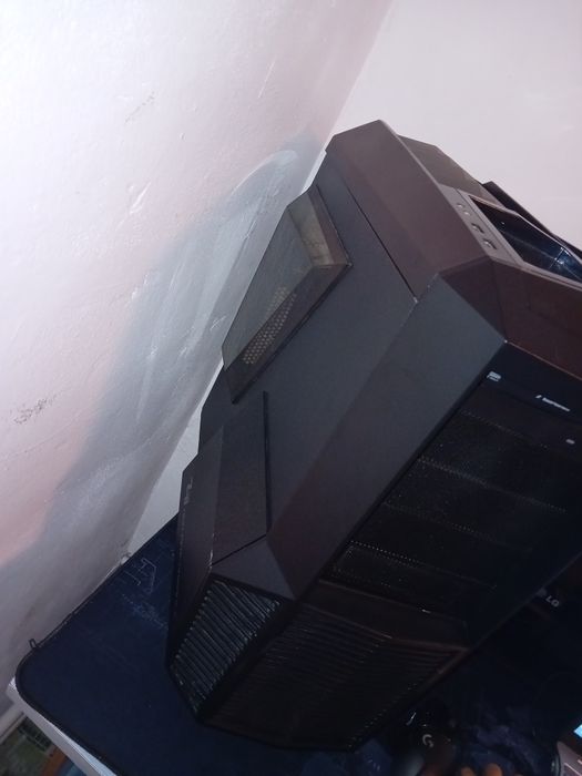 Vand Pc Gaming / Streaming  (pozele sunt cele reale din jocuri)