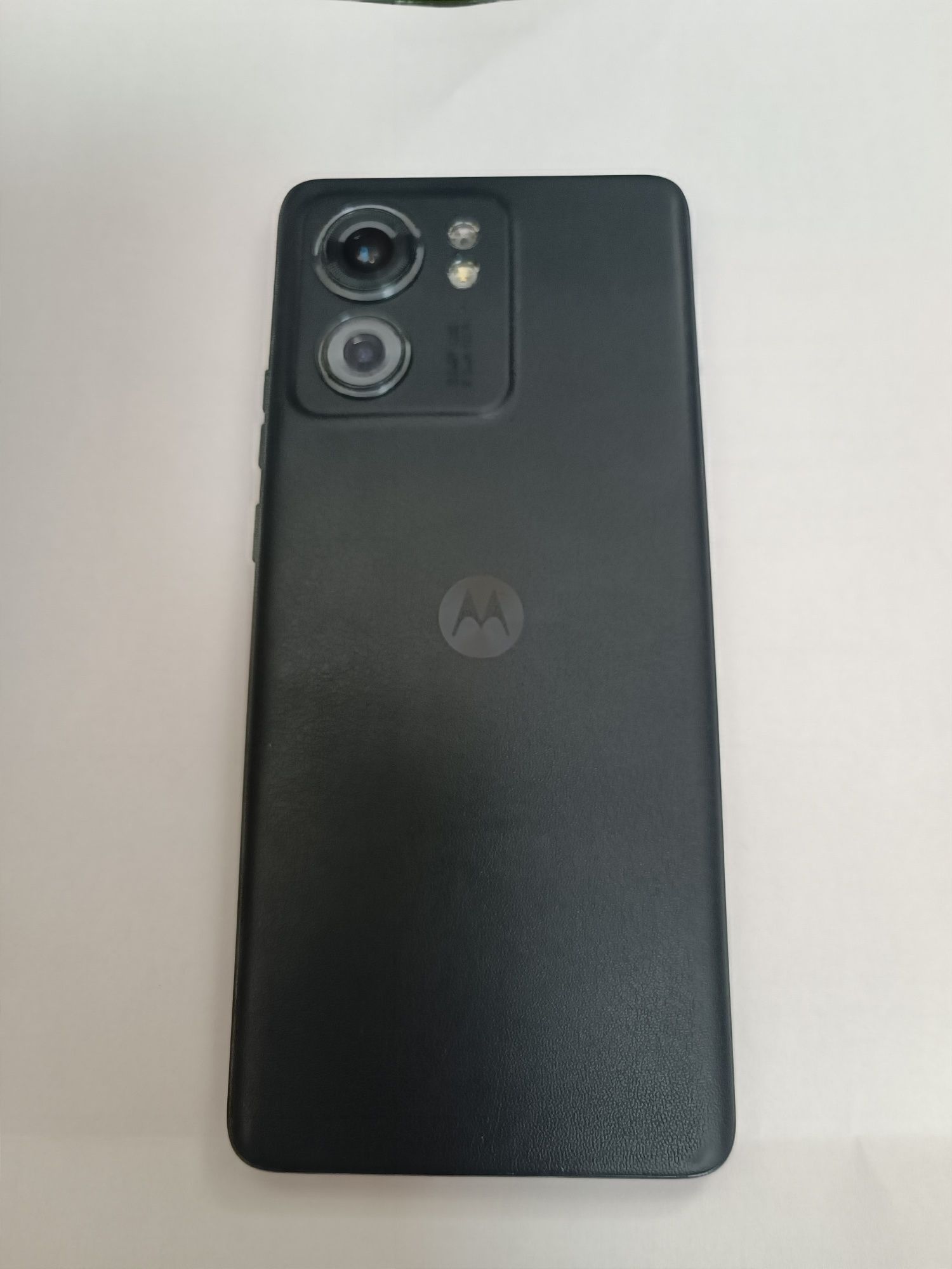 Motorola EDGE 40 256/8Mb ram