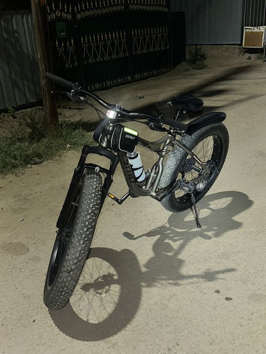 Продам велик с большом калёсамий