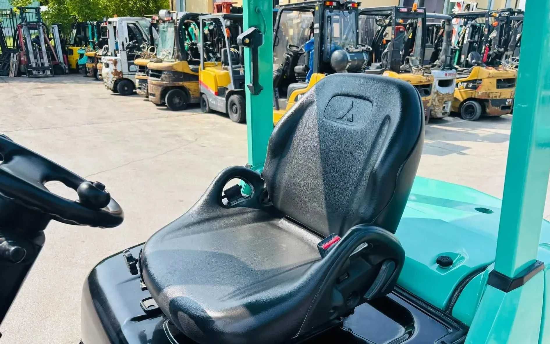 motostivuitor diesel 2.5 tone Mitsubishi an 2017 4 functii hidraulice