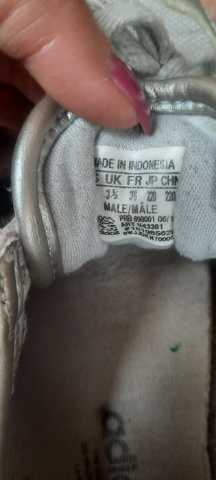 Adidasi adidas marime 36, 5