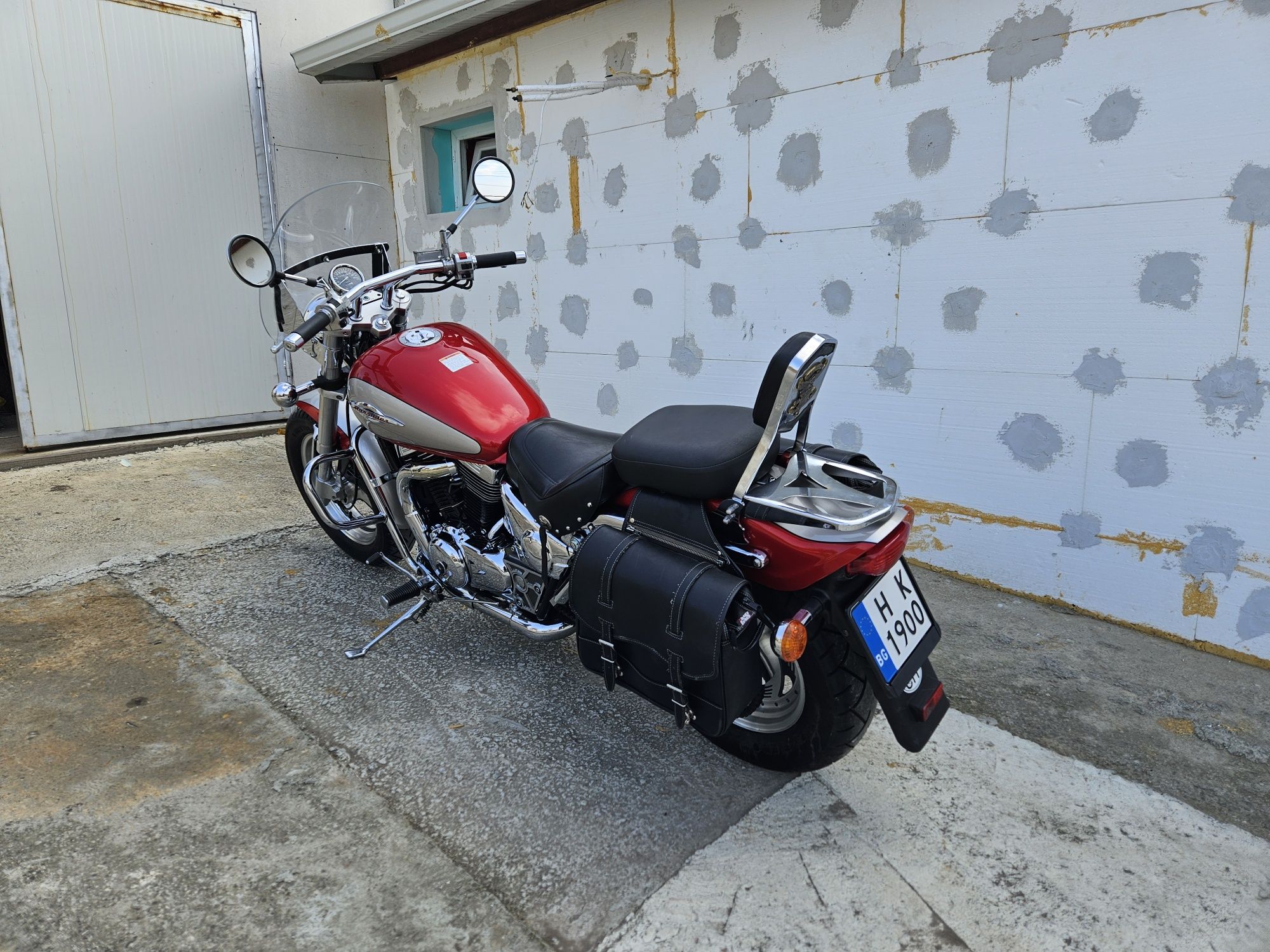Suzuki vz800 marauder