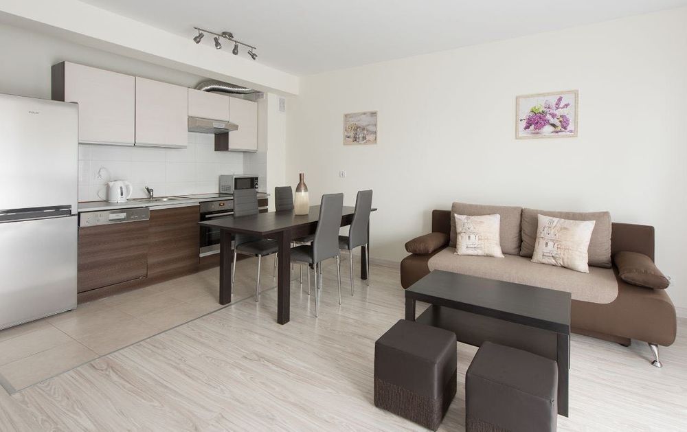 Двустаен апартамент в Малинова долина