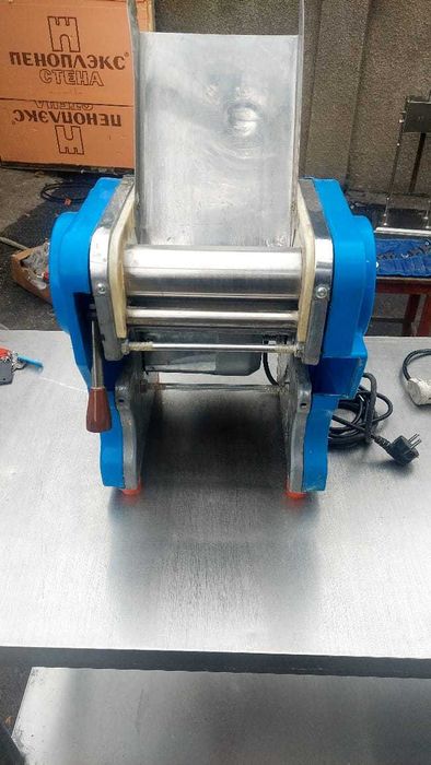 Продам тестораскаточную машину (тестораскатку). Рассрочка.Оборудование