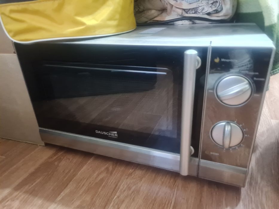 Продам микроволновую печь