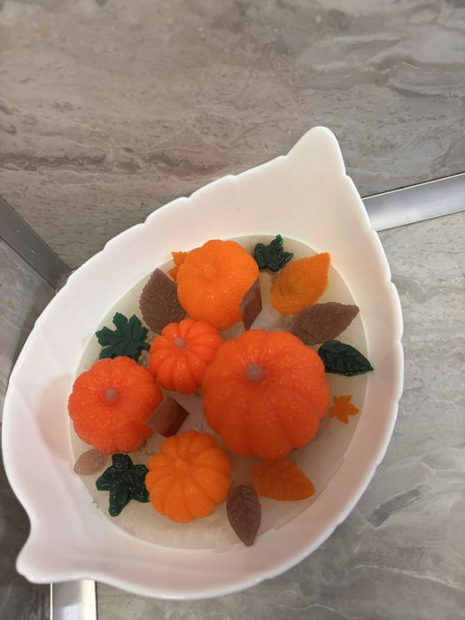 Есенна свещ с мирис на тиквен пай