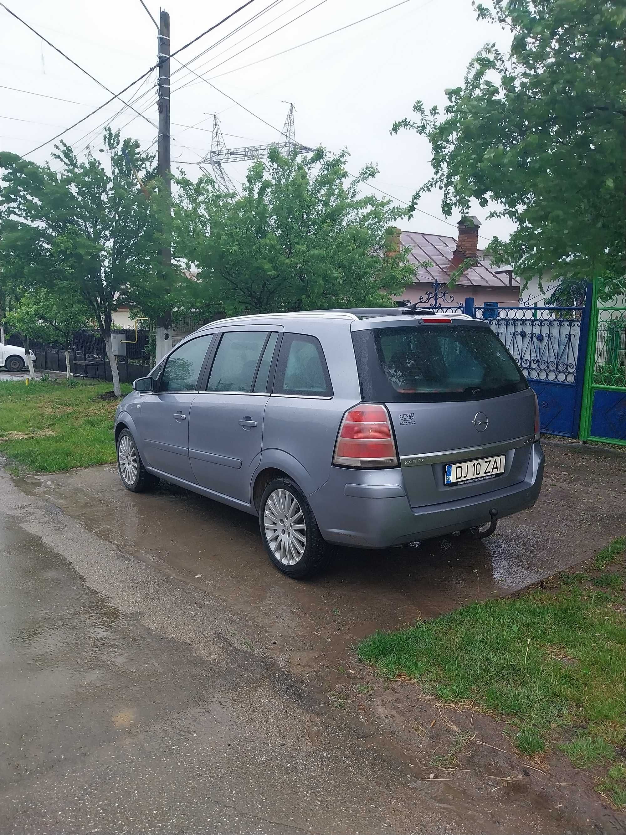 Zafira B 1.9 150 cp an 2007