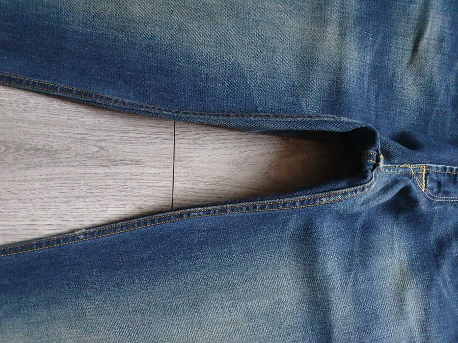 Blugi LEVI'S 506 Standard - Marime W32 L34 (Talie 85 cm)