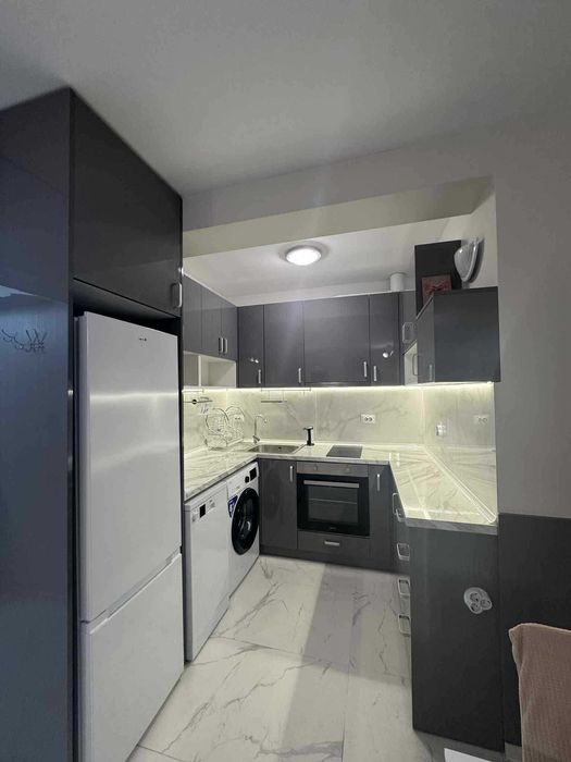 Дава се под наем Тристаен апартамент в София, Надежда 2 - 96 кв.м за 830 € - Снимка #5