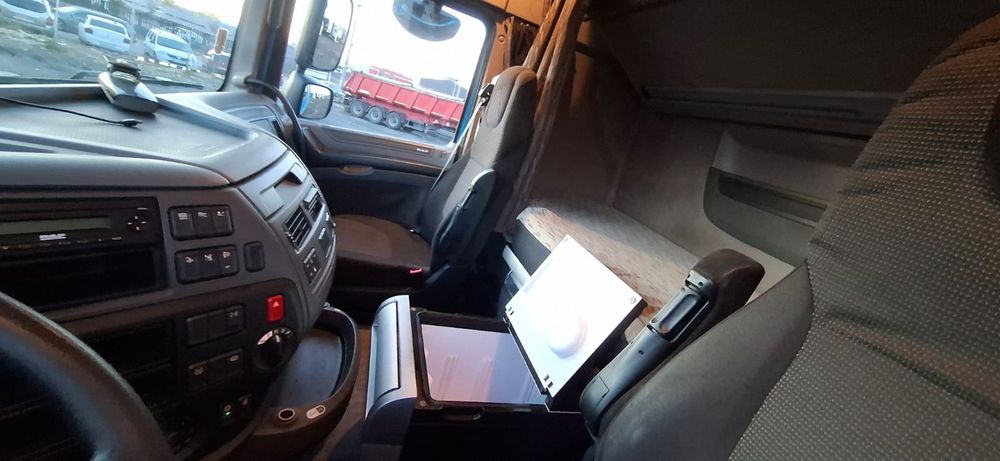 De vanzare DAF XF 106