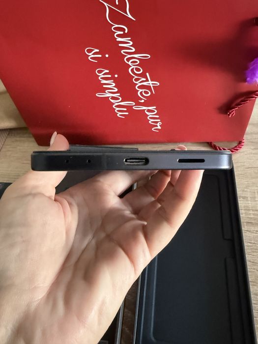 Samsung Galaxy Z Flip 7