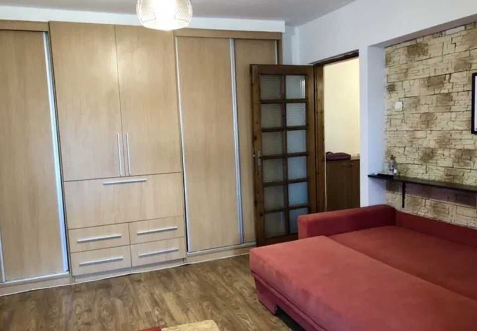 Дава се под наем Едностаен апартамент в Пловдив, Кючук Париж - 37 кв.м за 178.5 € - Снимка #1