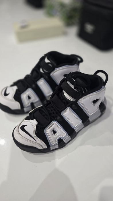Детски маратонки NIKE AIR MORE UPTEMPO '96