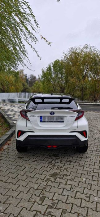 Toyota C-HR Hybrid 1.8 benzina