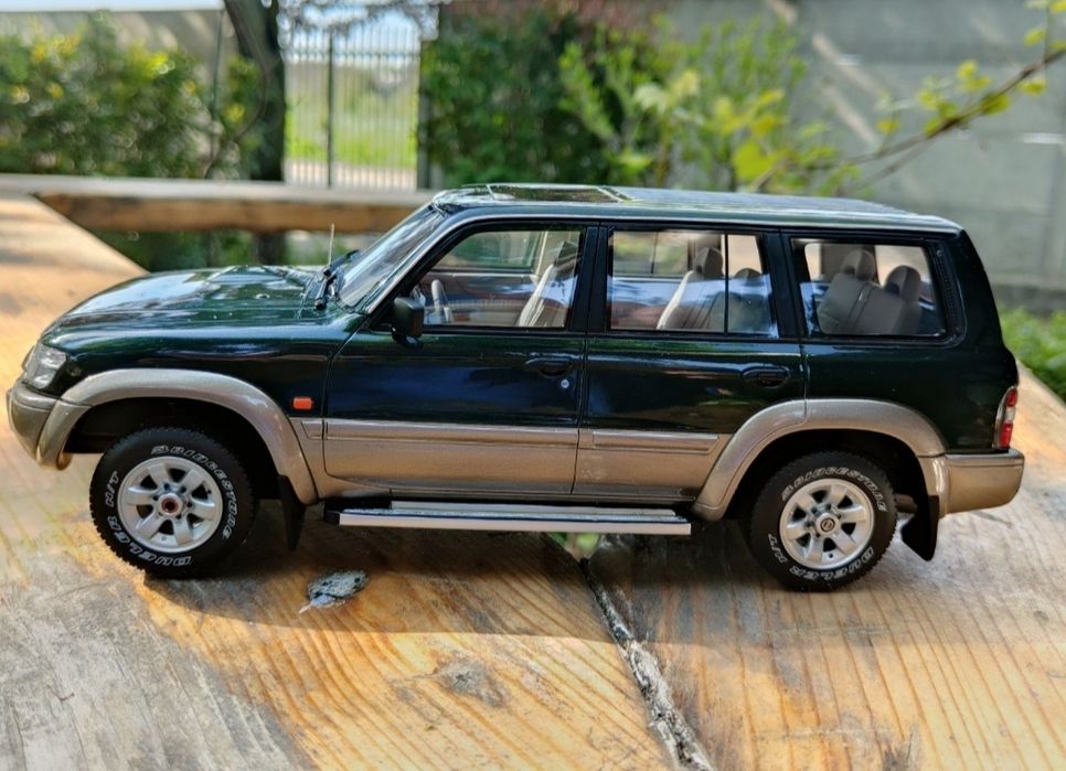 Macheta Nissan Patrol Y61 1/18