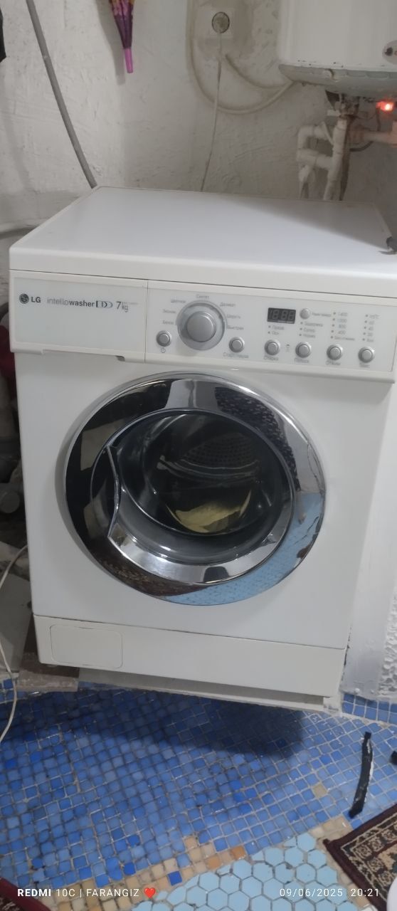 Продам LG 7 машина