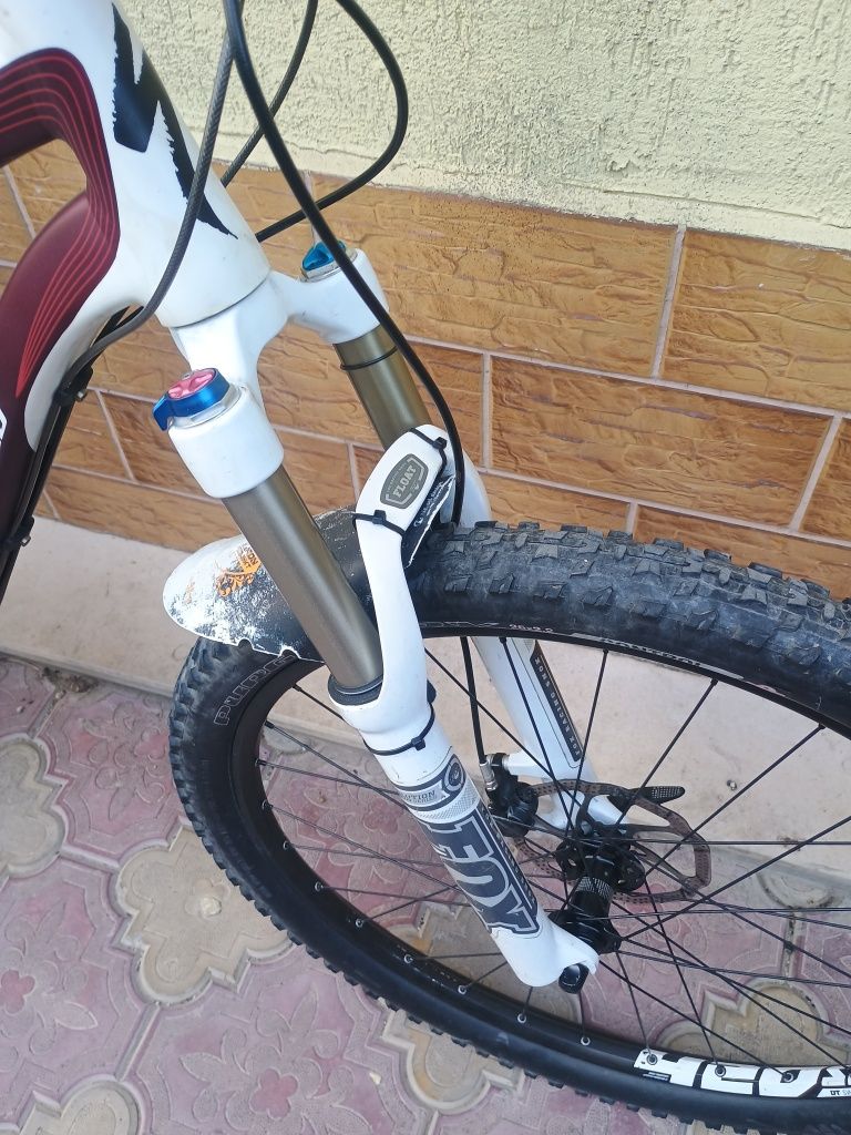 Specialized 26 цола