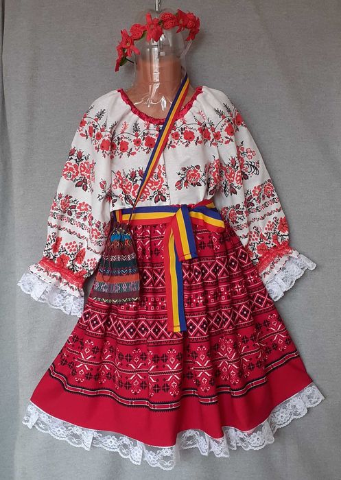 Costum popular pentru copii marimile 9 si 10 (9-10-11-12-13 ani)